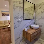 Апартаменти Sara
