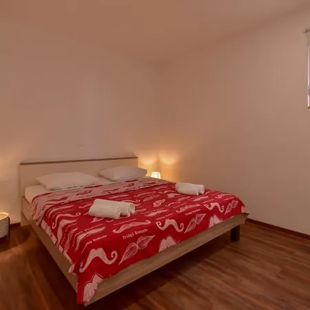 Sara Apartament *