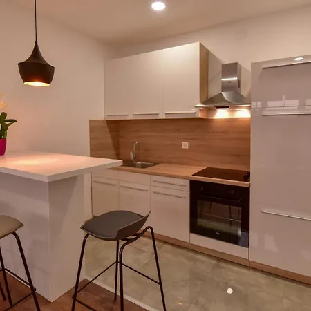 Sara Apartament *